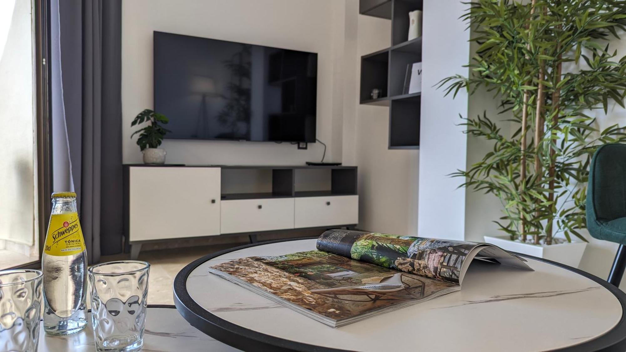 Appartement Arenas Sea Front